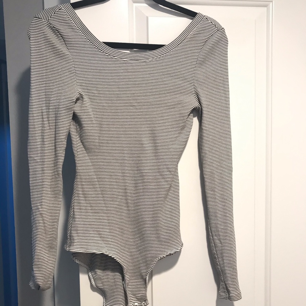 scoop neck stripped bodysuit